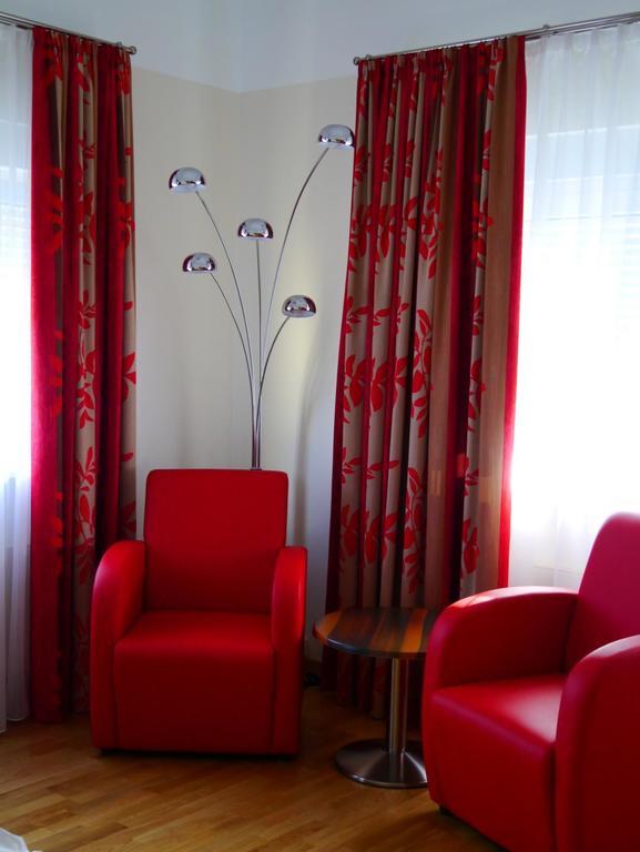 Boarding House Holledau Inn Schweitenkirchen Room photo